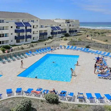 Apartment T2 Renove Dans Avec Piscine