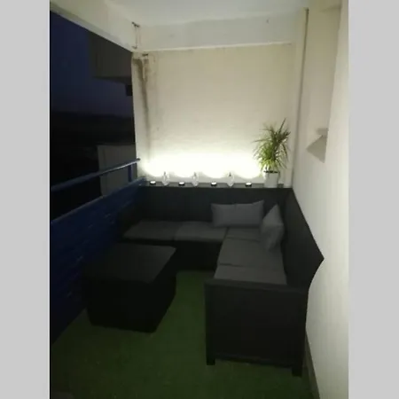 T2 Renove Dans Avec Piscine